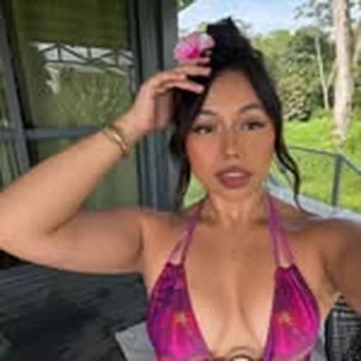 @esmee__roze profile image