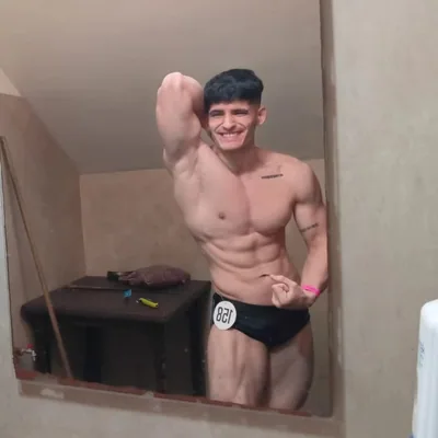 @esreynol_ profile image
