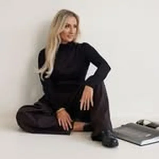 @estellaphoto profile image