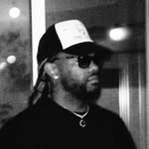 @euroz_ profile image