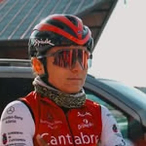 @evanguela_ profile image