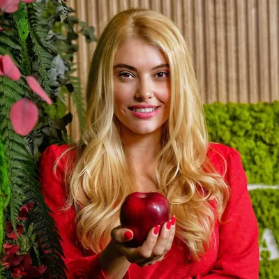 @evaveselinova profile image