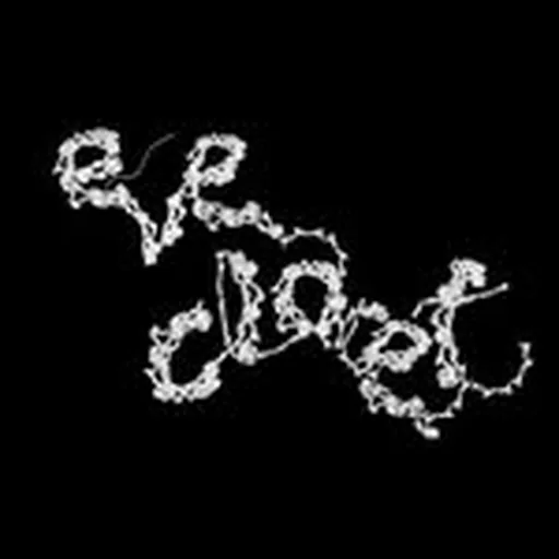@eveclaret_ profile image