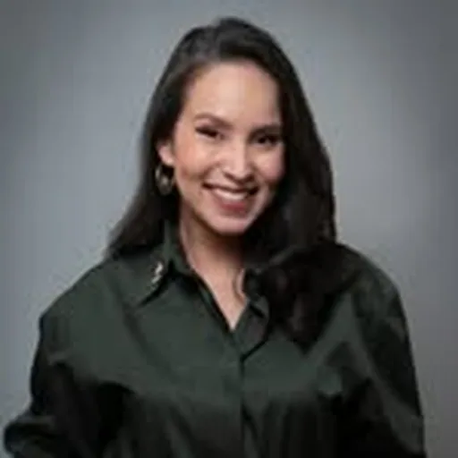 @evelynbmarques profile image