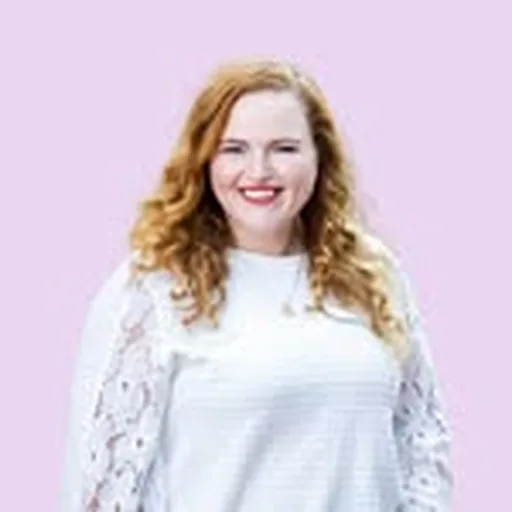 @explorewithkmo profile image