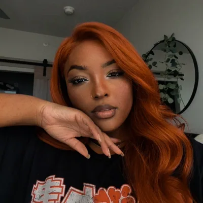 @eyeshuhnotesha profile image