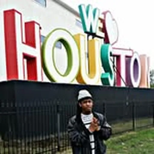 @eyezofchaz profile image