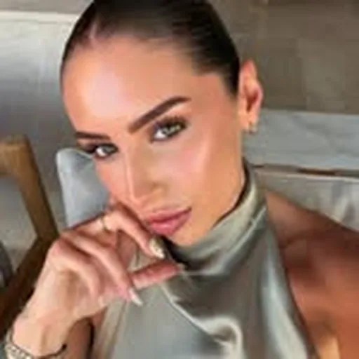 @ezara.mae profile image