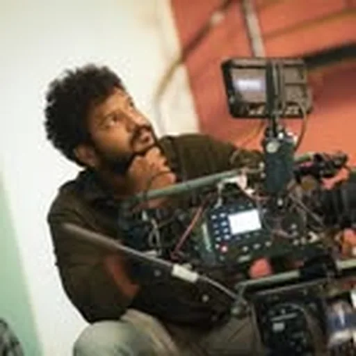 @ezhil_dop profile image