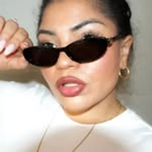 @f_malika profile image