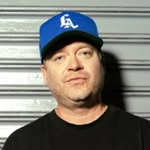 @fakeshoredrive profile image