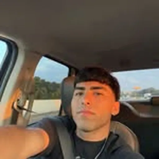 @fastlifeariel profile image