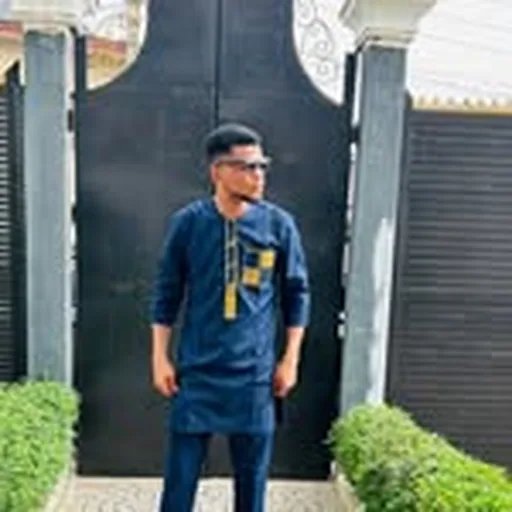 @favoraudu profile image