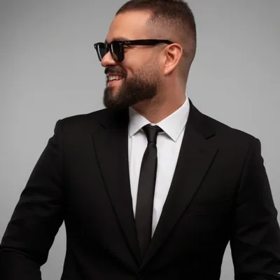 @felipeoliveira_cenaon profile image