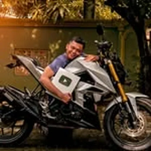 @fikri_naufly profile image
