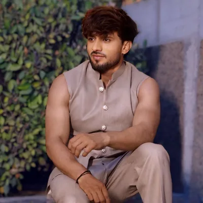@fit_mohsin_malik747 profile image