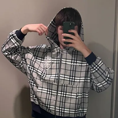 @fitbychris_ profile image