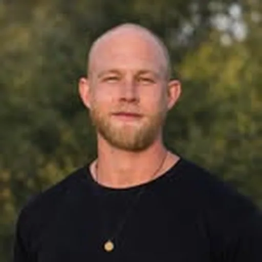 @fitflowlyfe profile image