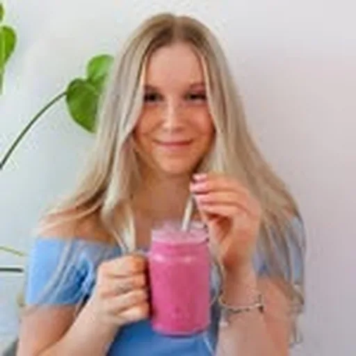 @fitfoodieselma profile image