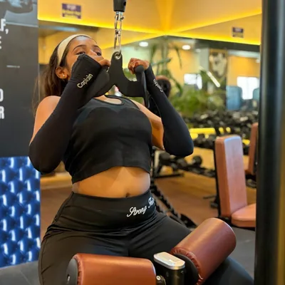 @fitsanuu profile image