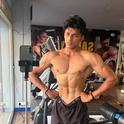 @fitt_rushi__ profile image