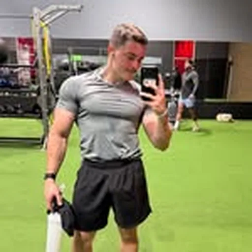 @fleet_fitness profile image