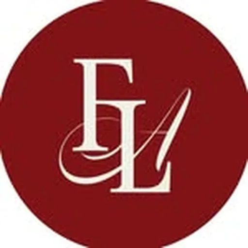 @flirtaciouslooksagency profile image