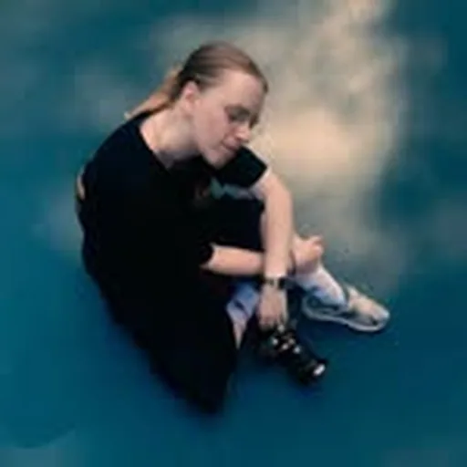 @flo_pernet profile image