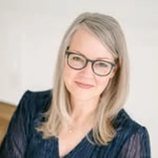@flyingfreesisterhood profile image