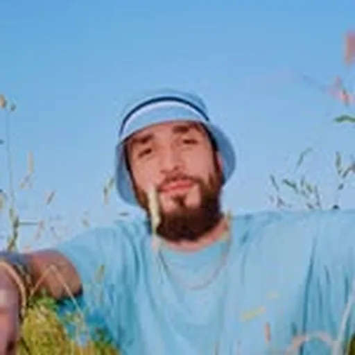 @folamour profile image