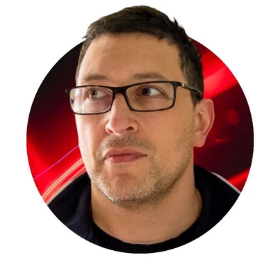 @fragrance_weirdo profile image