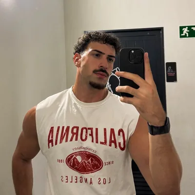 @francisco21castro profile image