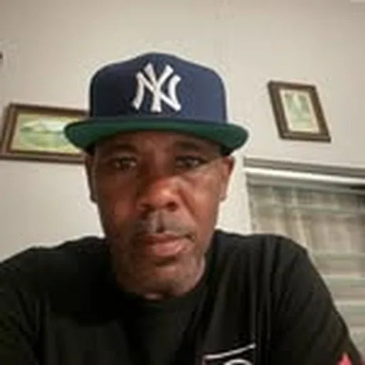 @geebagular profile image