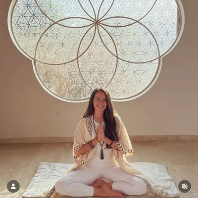 @georgieroseyoga profile image