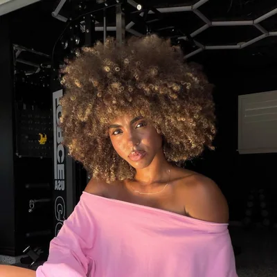 @girlwiththefro_ profile image