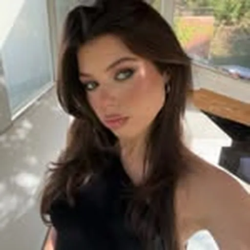 @giselleambrose profile image