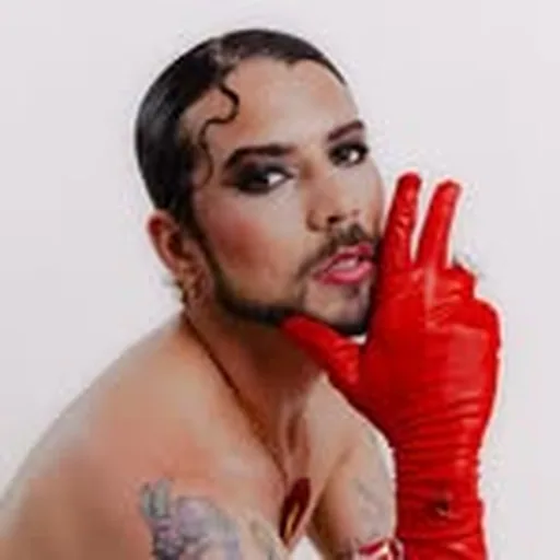 @glamouranza profile image