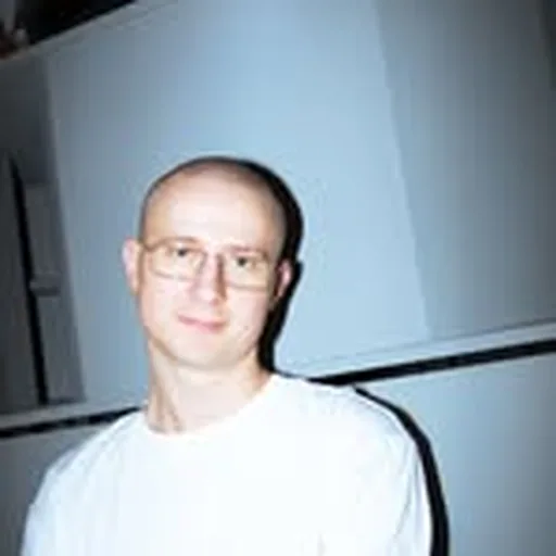 @glassz.dj profile image