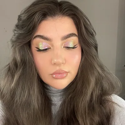 @glitterjuunkie profile image