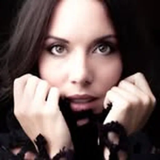 @gloriacampanerofficial profile image