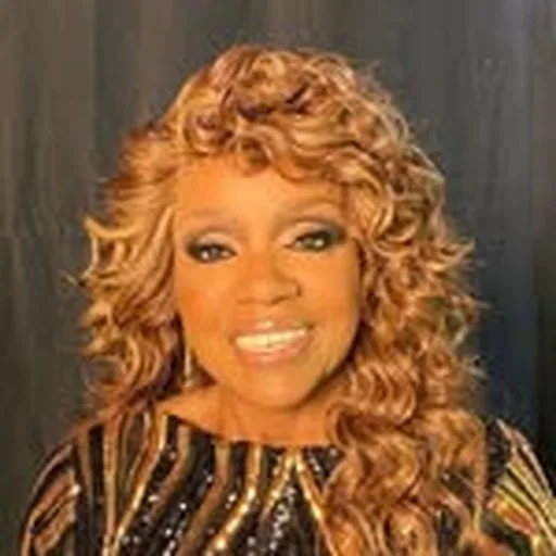 @gloriagaynor profile image
