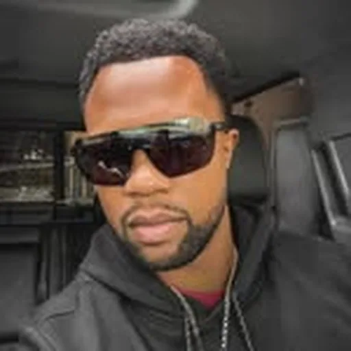 @gloverquin profile image