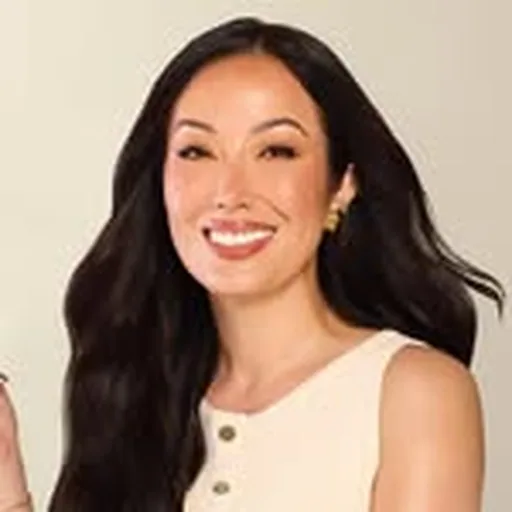 @glowlabpodcast profile image