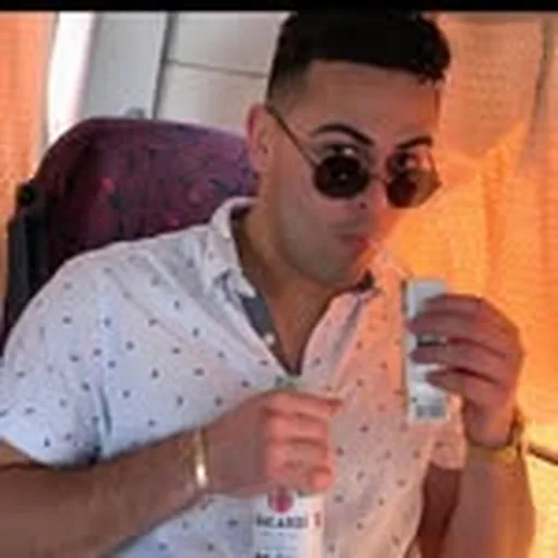 @goozy_vert profile image