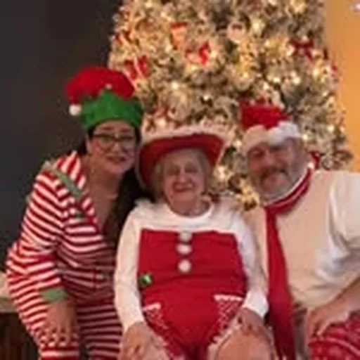 @grannysoffherrocker profile image