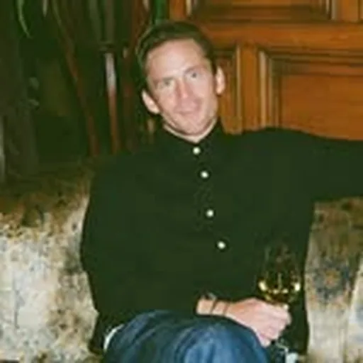 @grant_hughes_ profile image