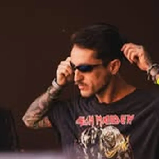 @groundbass profile image