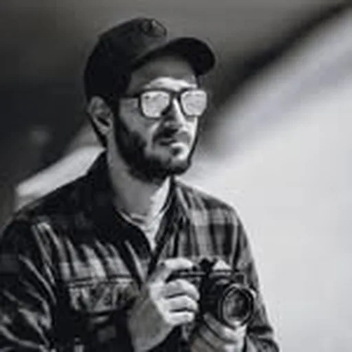 @gusariase profile image