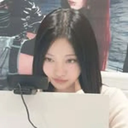 @haerwln profile image