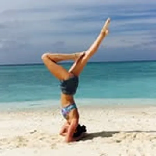 @hannahbarrettyoga profile image